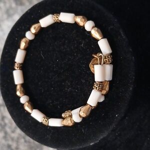 Pretty wrap around bracelet